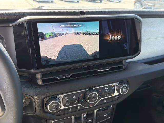 2026 Bright White Clearcoat Jeep Gladiator Sport S 4X4 Truck