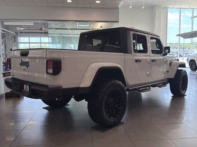 2026 Bright White Clearcoat Jeep Gladiator Sport S 4X4 Truck