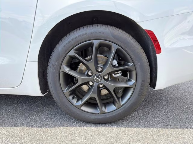 2026 Bright White Clearcoat Chrysler Pacifica Select FWD Van