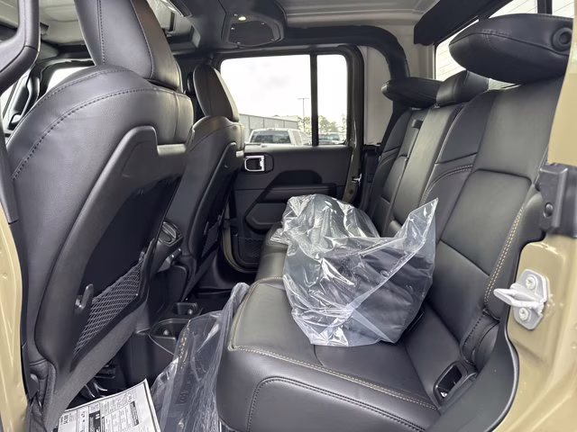 2026 41 Jeep Gladiator Sahara 4X4 Truck