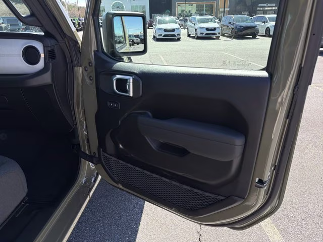 2026 41 Jeep Gladiator Sport 4X4 Truck