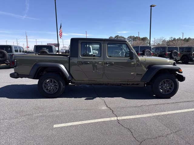 2026 41 Jeep Gladiator Sport 4X4 Truck