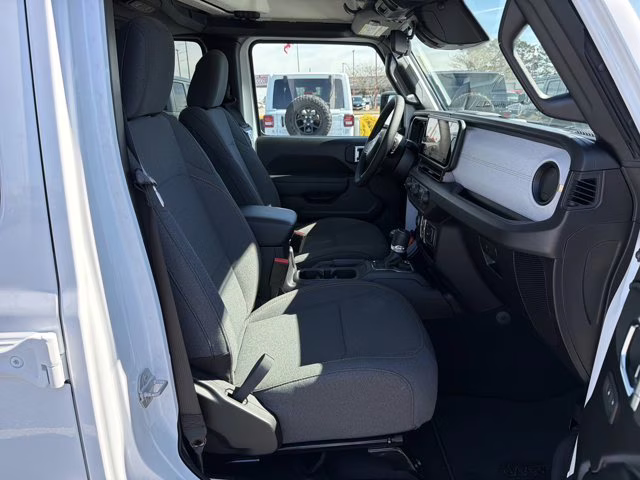 2026 Bright White Clearcoat Jeep Gladiator Sport S 4X4 Truck