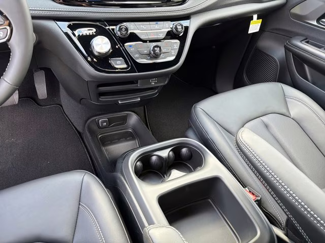 2026 Bright White Clearcoat Chrysler Pacifica Select FWD Van