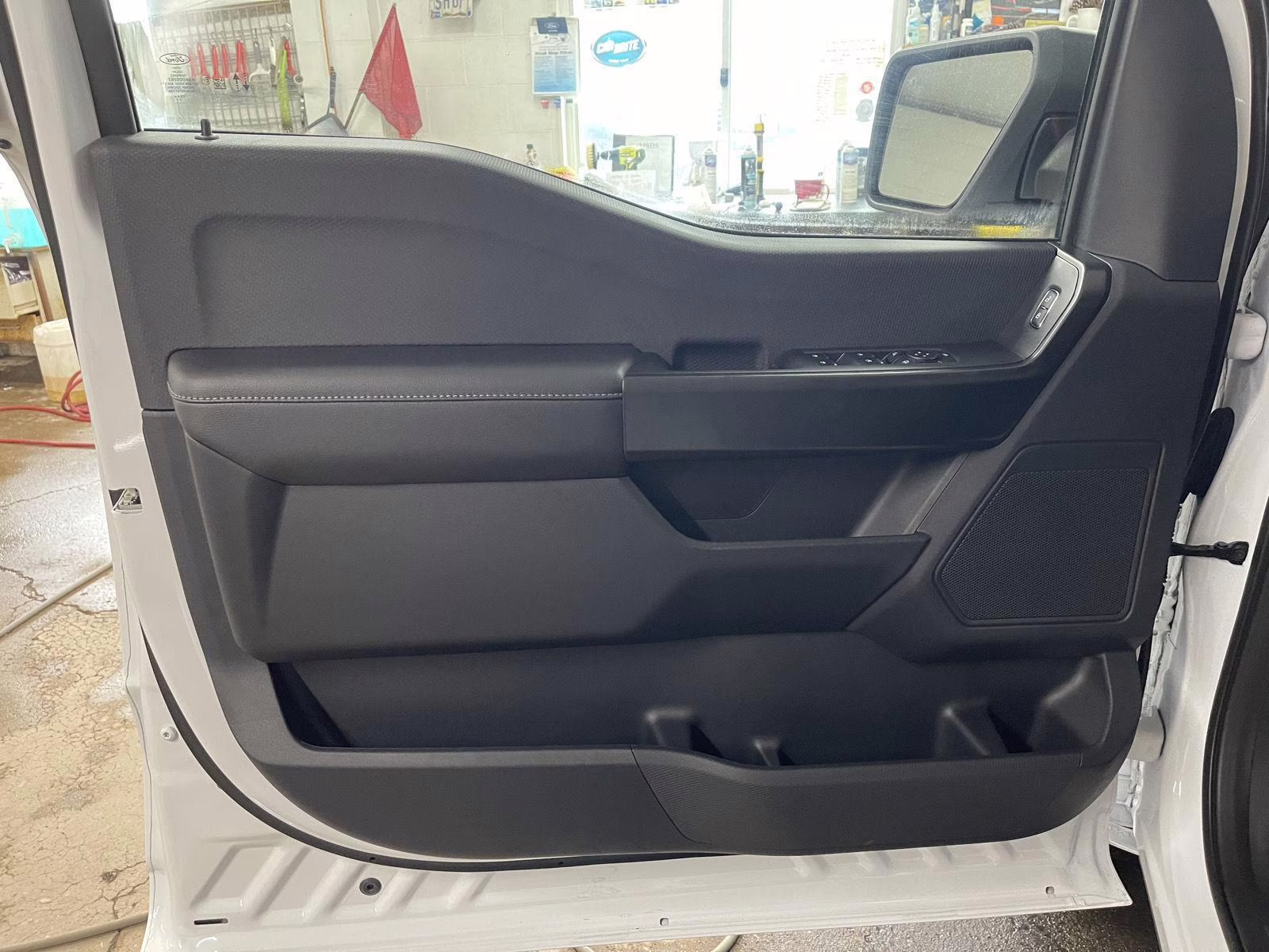 2026 Oxford White Ford F-150 STX 4X4 Truck