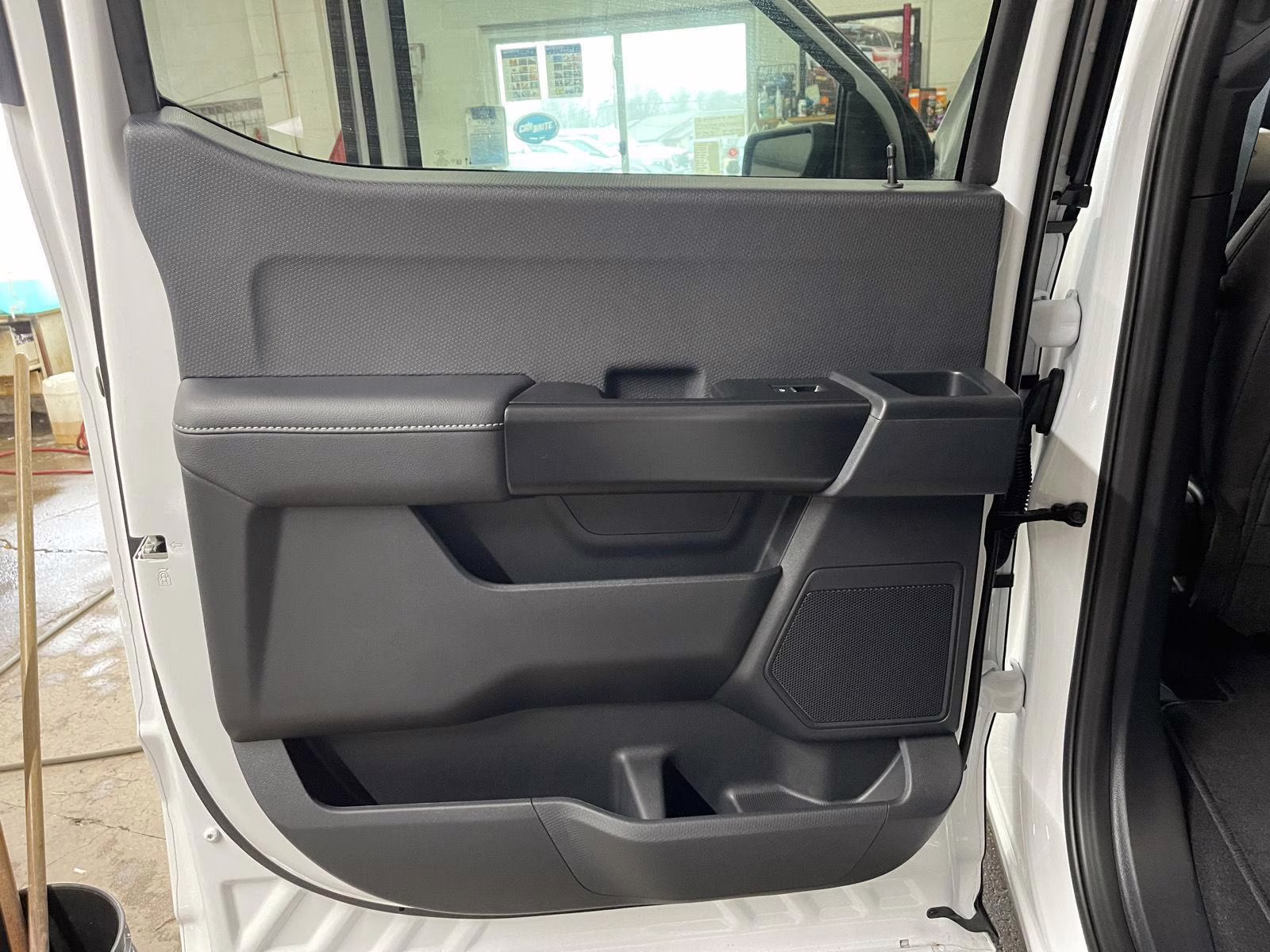 2026 Oxford White Ford F-150 STX 4X4 Truck