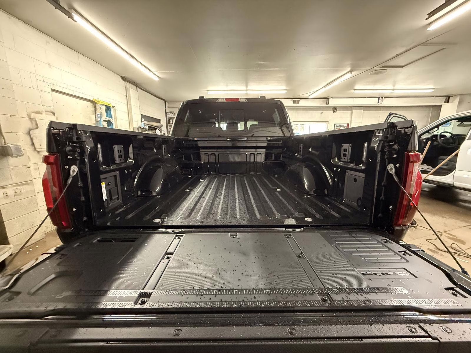 2026 Agate Black Metallic Ford F-150 XLT 4X4 Truck