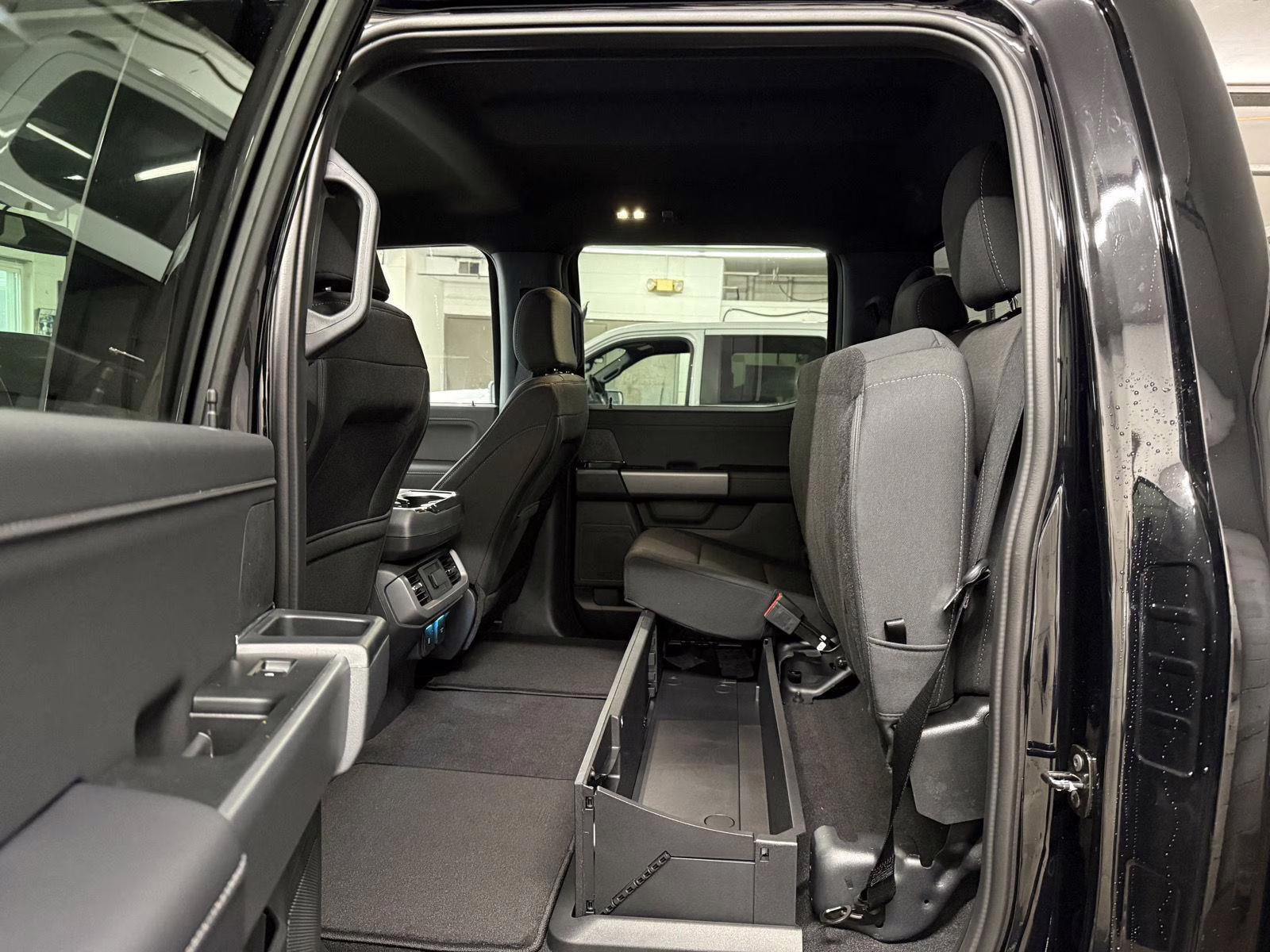 2026 Agate Black Metallic Ford F-150 XLT 4X4 Truck