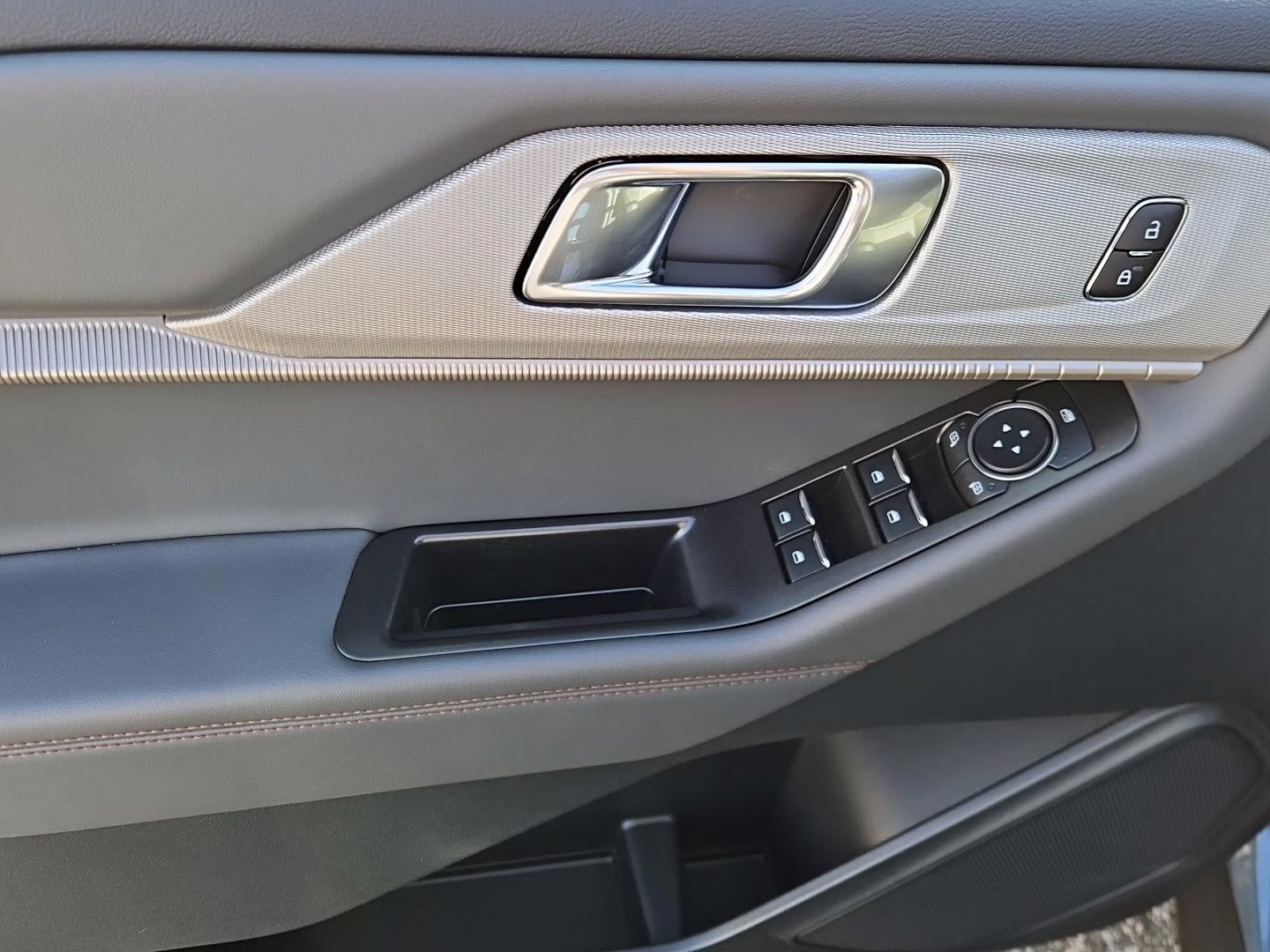 2026 Vapor Blue Metallic Ford Explorer Active 4X4 SUV