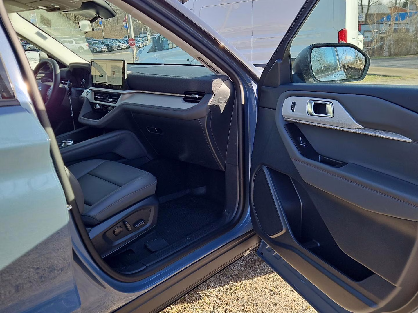 2026 Vapor Blue Metallic Ford Explorer Active 4X4 SUV