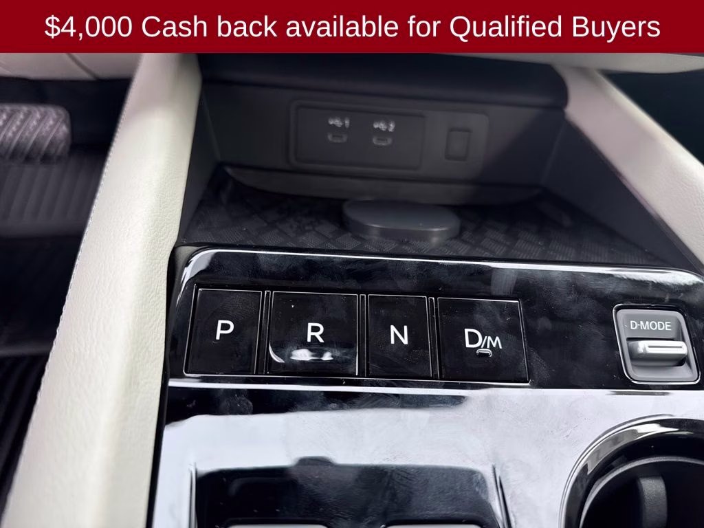 2026 Everest White Pearl Tricoat Nissan Murano SL AWD SUV