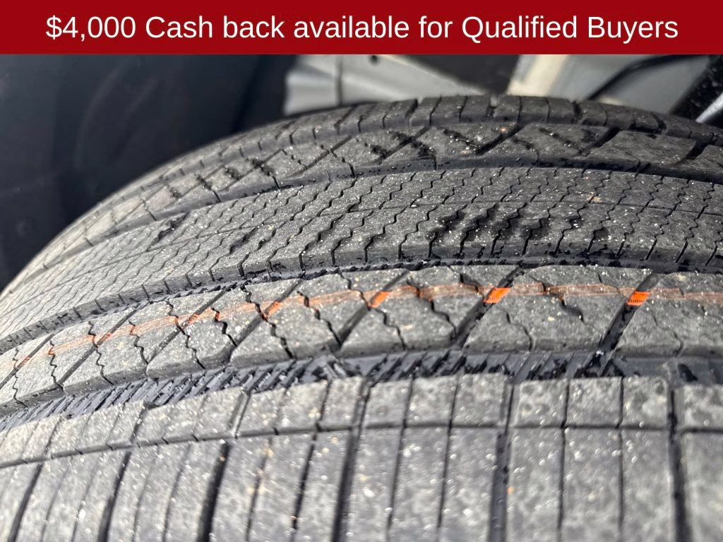 2026 Everest White Pearl Tricoat Nissan Murano SL AWD SUV