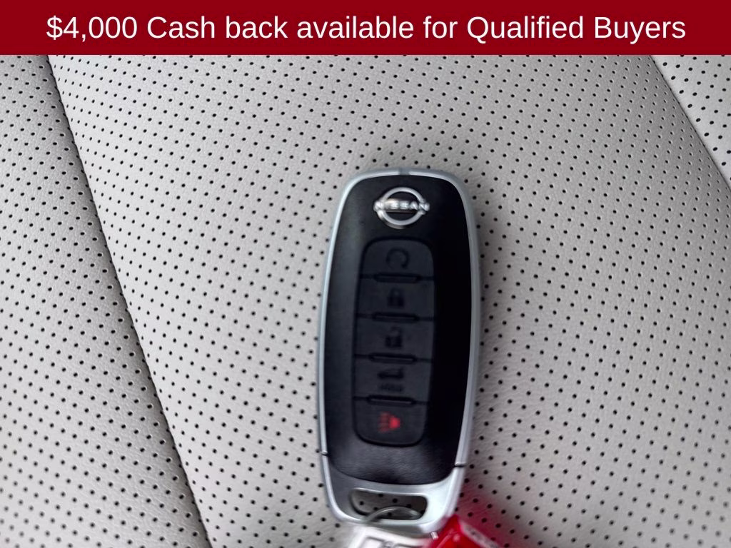 2026 Everest White Pearl Tricoat Nissan Murano SL AWD SUV