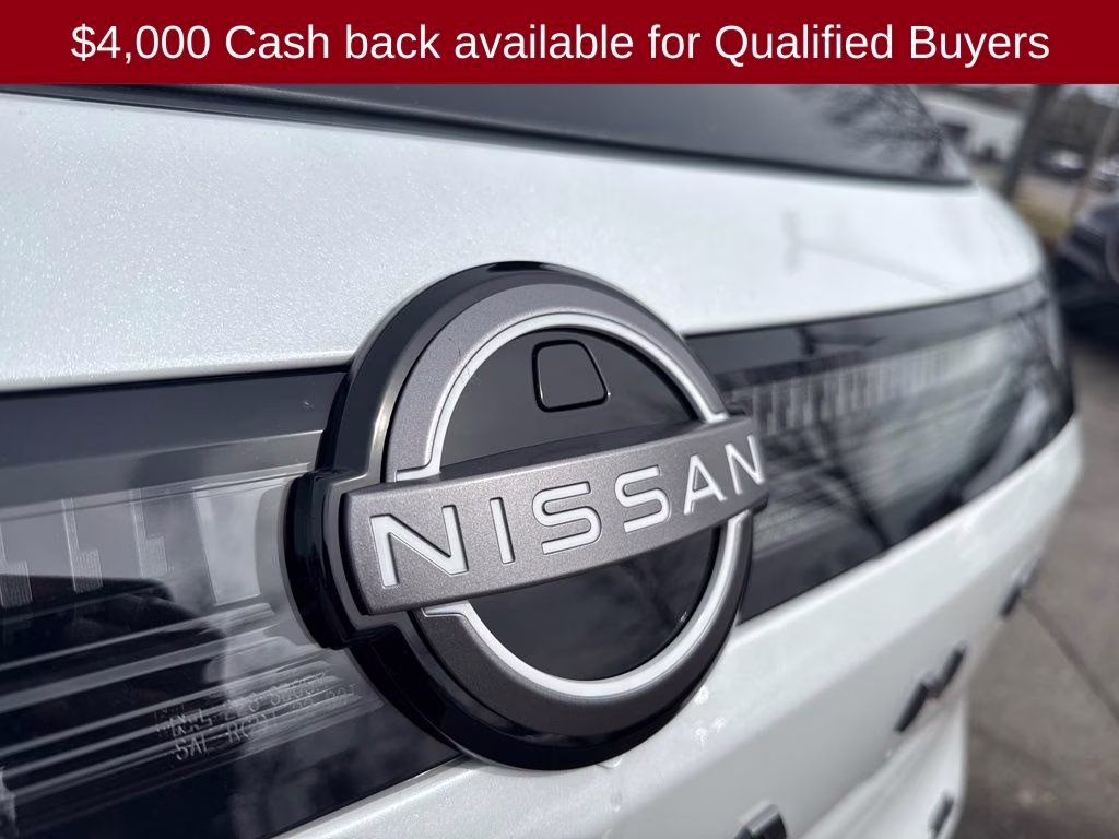 2026 Everest White Pearl Tricoat Nissan Murano SL AWD SUV