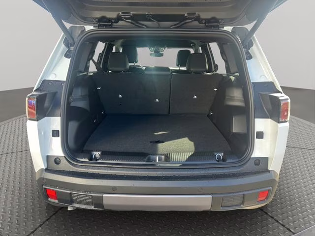 2026 Bright White Clearcoat Jeep Cherokee Limited 4X4 SUV