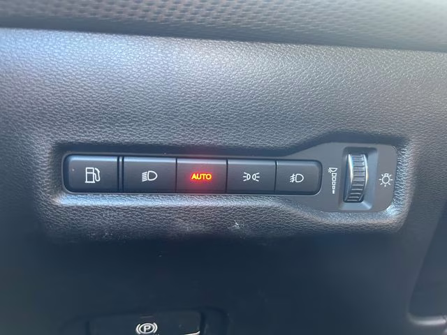 2026 Bright White Clearcoat Jeep Cherokee Limited 4X4 SUV