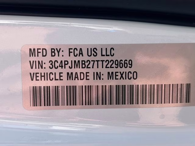 2026 Bright White Clearcoat Jeep Cherokee Limited 4X4 SUV