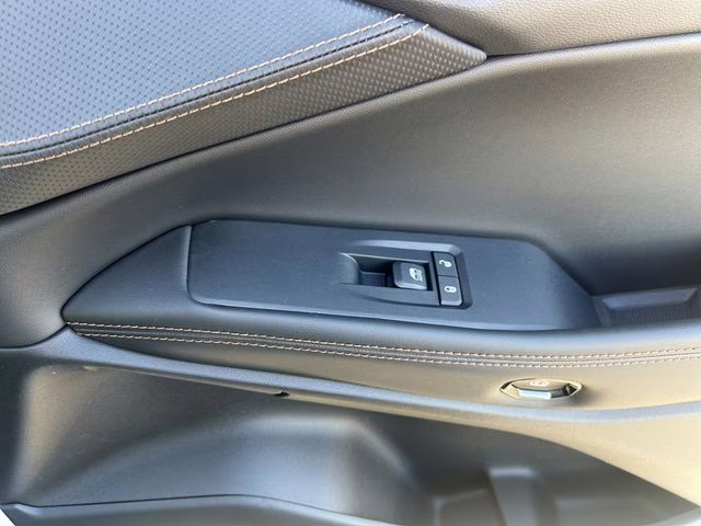 2026 Bright White Clearcoat Jeep Cherokee Limited 4X4 SUV