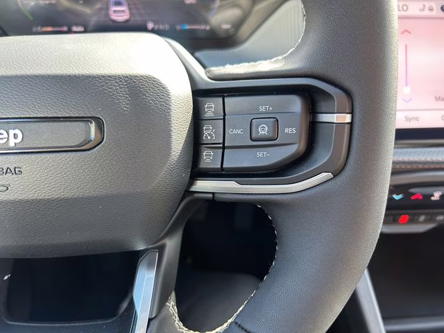 2026 Bright White Clearcoat Jeep Cherokee Limited 4X4 SUV