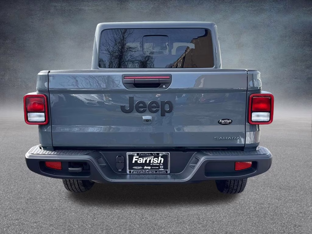 2026 Anvil Clearcoat Jeep Gladiator Sahara 4X4 Truck