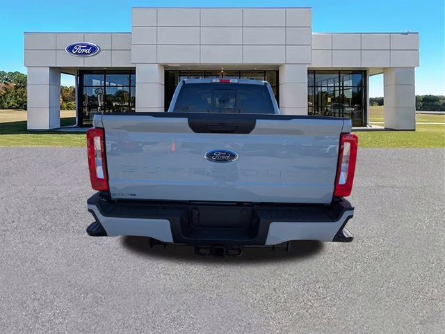 2026 Avalanche Ford Super Duty F-250 SRW XL 4X4 Truck