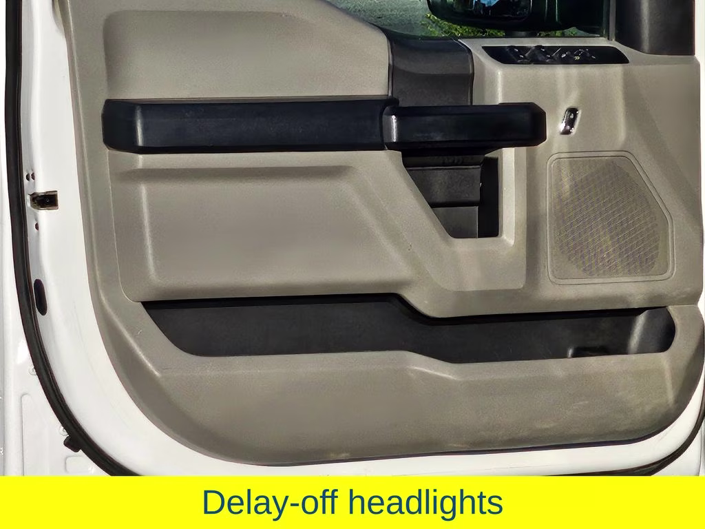 2021 Oxford White Ford Super Duty F-250 SRW XL 4X4 Truck
