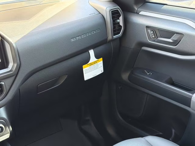 2026 Oxford White Ford Bronco Sport Badlands 4X4 SUV