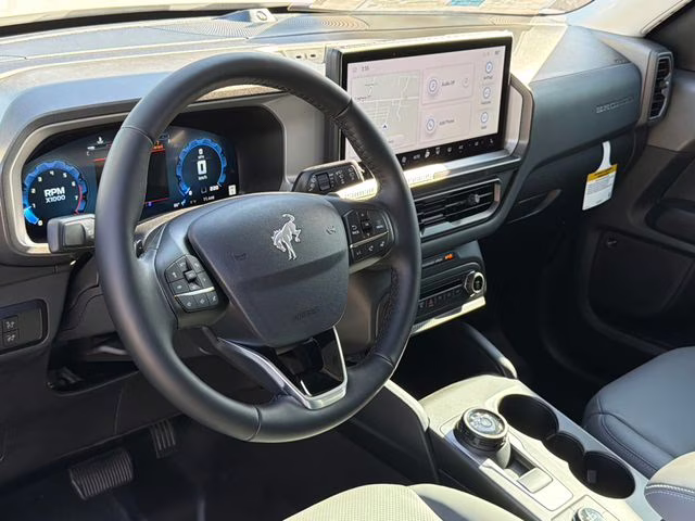 2026 Oxford White Ford Bronco Sport Badlands 4X4 SUV