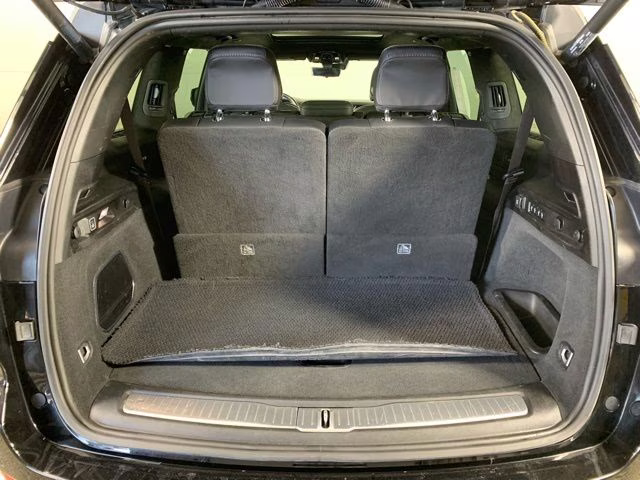 2022 Diamond Black Crystal Pearlcoat Jeep Grand Cherokee L Summit 4X4 SUV