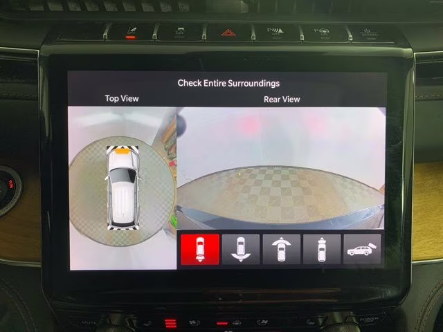 2022 Diamond Black Crystal Pearlcoat Jeep Grand Cherokee L Summit 4X4 SUV