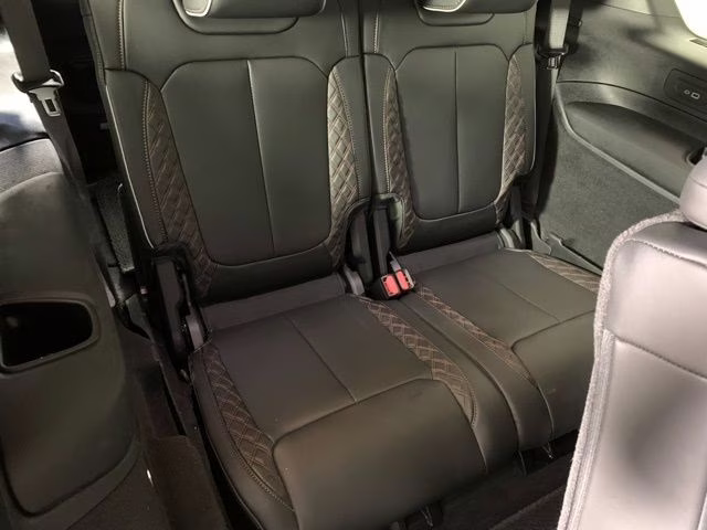 2022 Diamond Black Crystal Pearlcoat Jeep Grand Cherokee L Summit 4X4 SUV