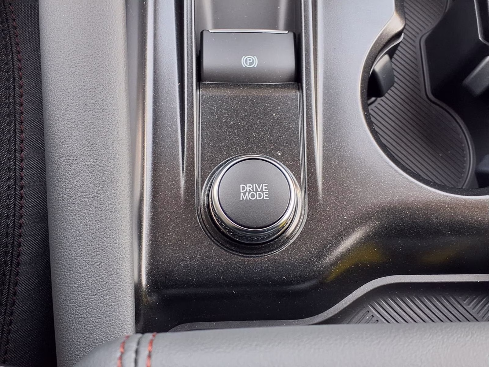 2026 Gray Metallic Ford Explorer Active RWD SUV