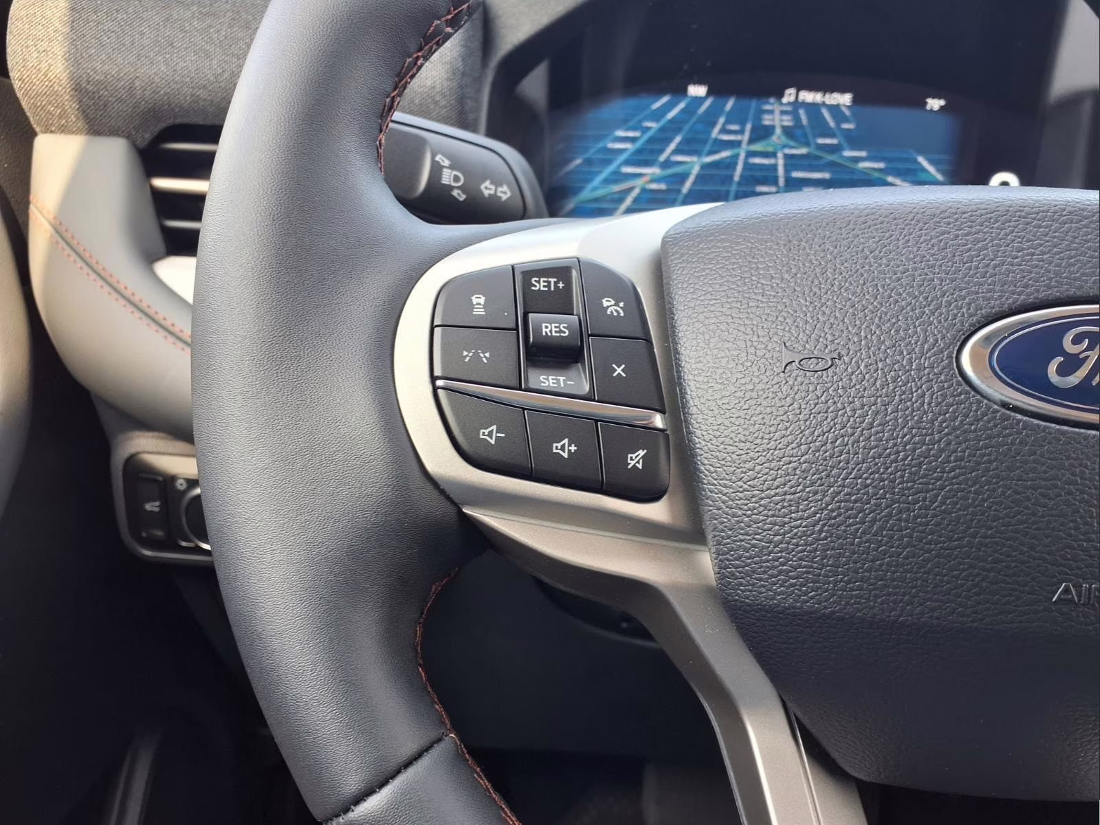2026 Gray Metallic Ford Explorer Active RWD SUV