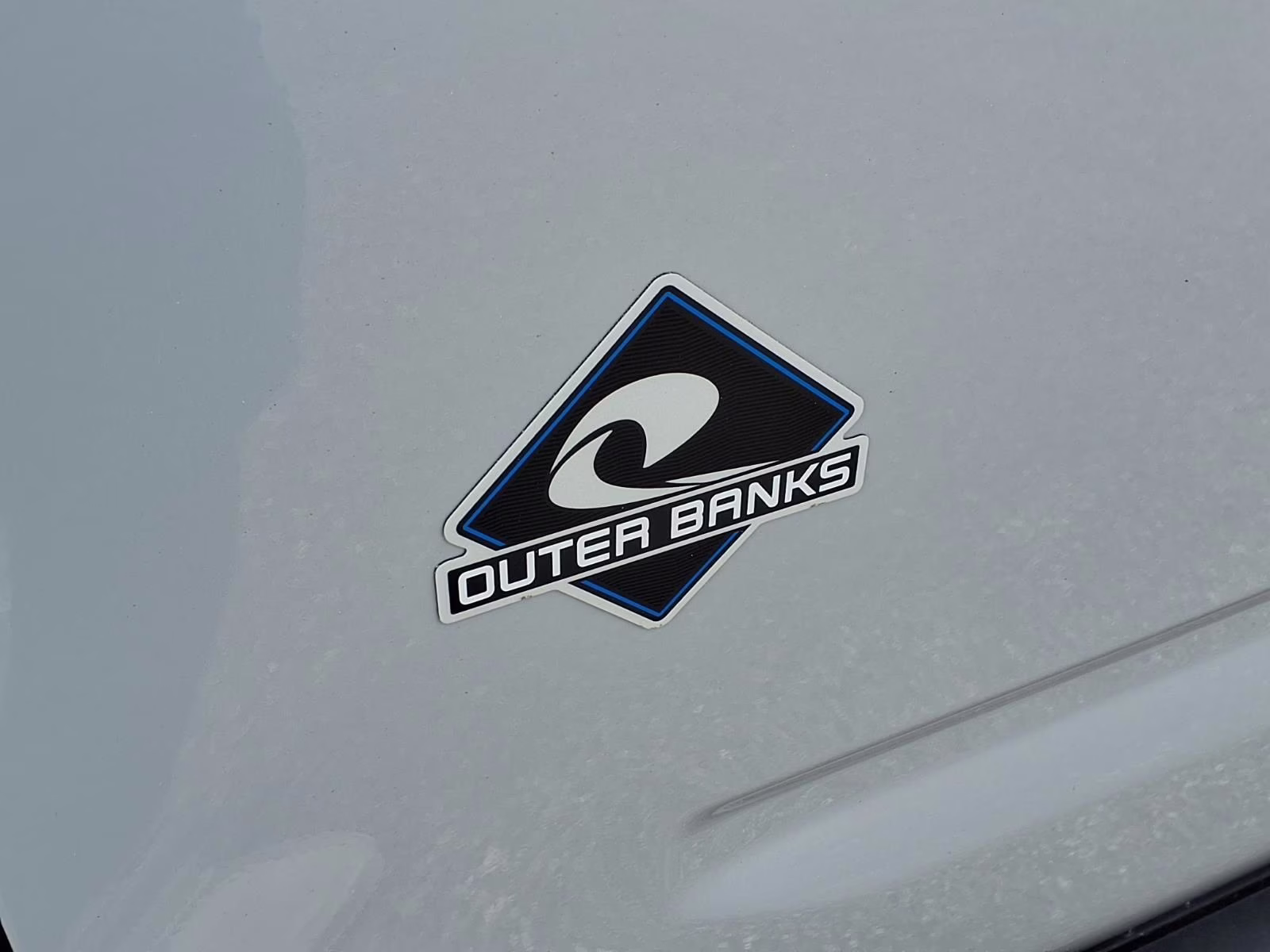 2026 White Metallic Ford Bronco Sport Outer Banks 4X4 SUV