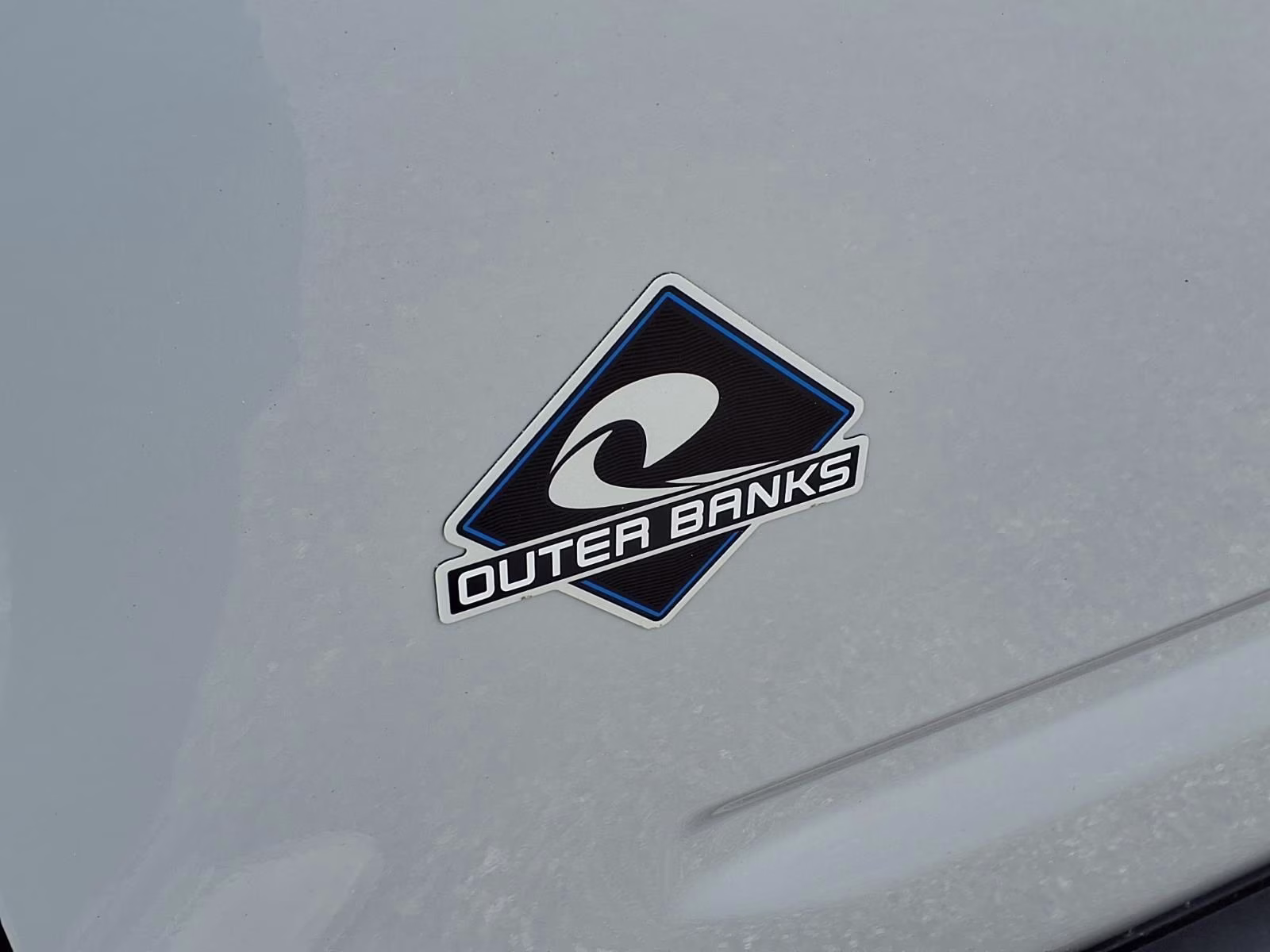 2026 White Metallic Ford Bronco Sport Outer Banks 4X4 SUV