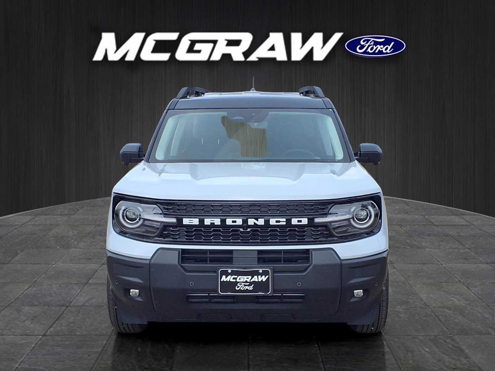 2026 White Metallic Ford Bronco Sport Outer Banks 4X4 SUV