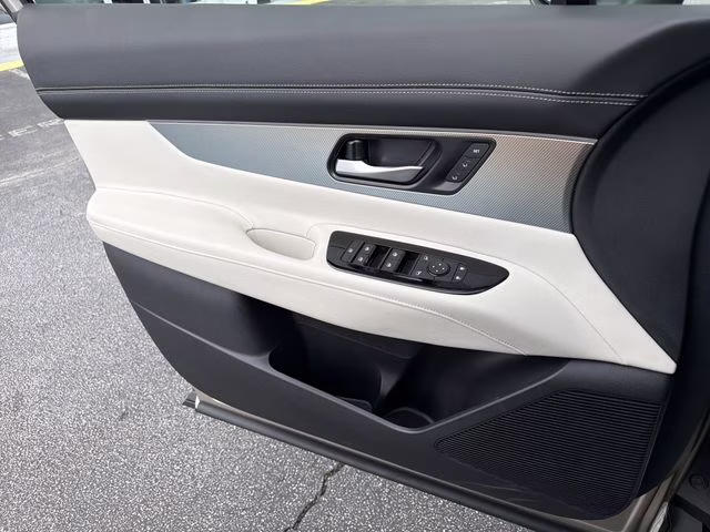 2026 Champagne Silver Metallic Nissan Murano SL AWD SUV