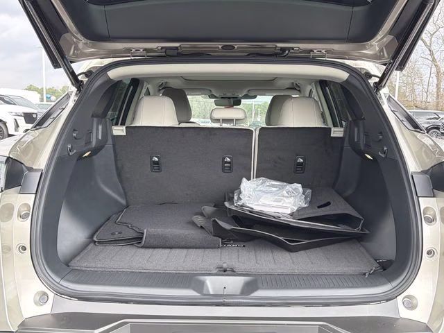 2026 Champagne Silver Metallic Nissan Murano SL AWD SUV