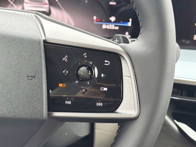 2026 Champagne Silver Metallic Nissan Murano SL AWD SUV