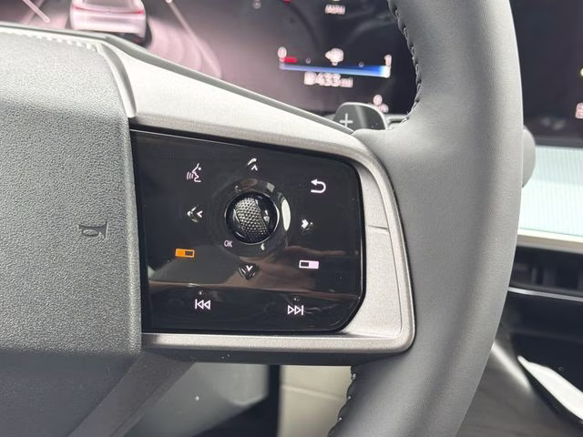 2026 Champagne Silver Metallic Nissan Murano SL AWD SUV