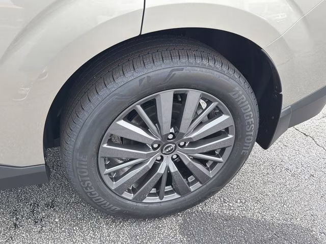 2026 Champagne Silver Metallic Nissan Murano SL AWD SUV