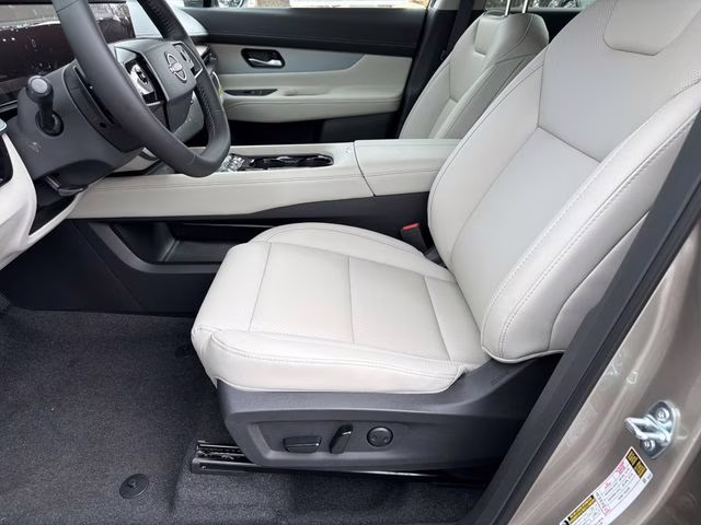 2026 Champagne Silver Metallic Nissan Murano SL AWD SUV