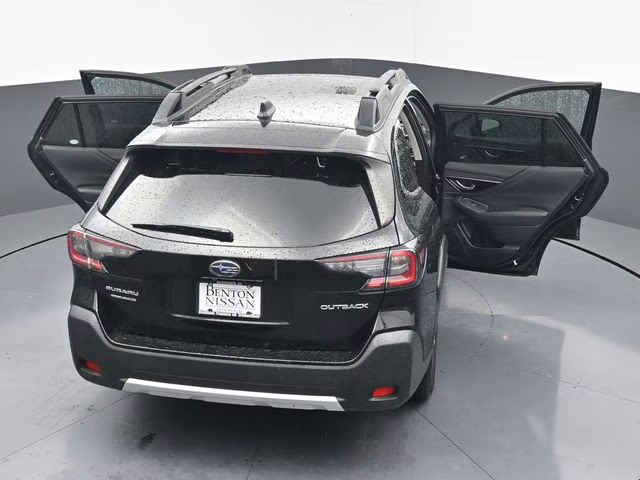 2024 Crystal Black Silica Subaru Outback Limited AWD SUV