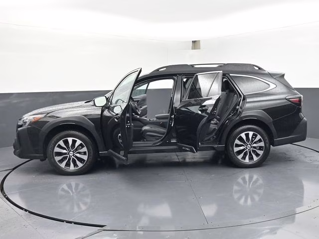 2024 Crystal Black Silica Subaru Outback Limited AWD SUV