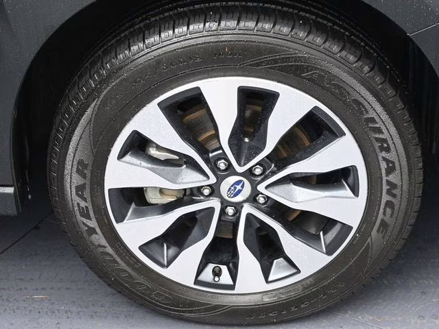 2024 Crystal Black Silica Subaru Outback Limited AWD SUV