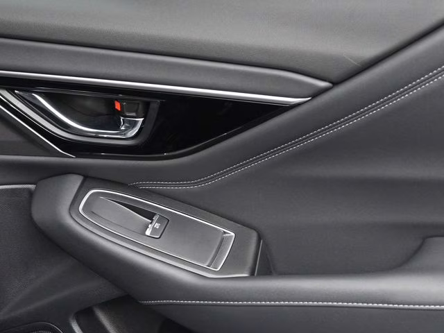 2024 Crystal Black Silica Subaru Outback Limited AWD SUV