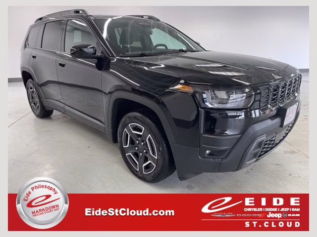 2026 Diamond Black Crystal Pearlcoat Jeep Cherokee Laredo 4X4 SUV