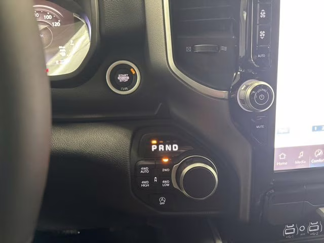 2026 Diamond Black Crystal Pearlcoat Ram 1500 Big Horn 4X4 Truck