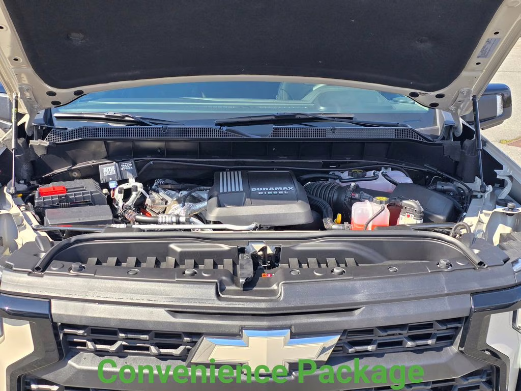 2026 White Sands Chevrolet Silverado 1500 RST 4X4 Truck