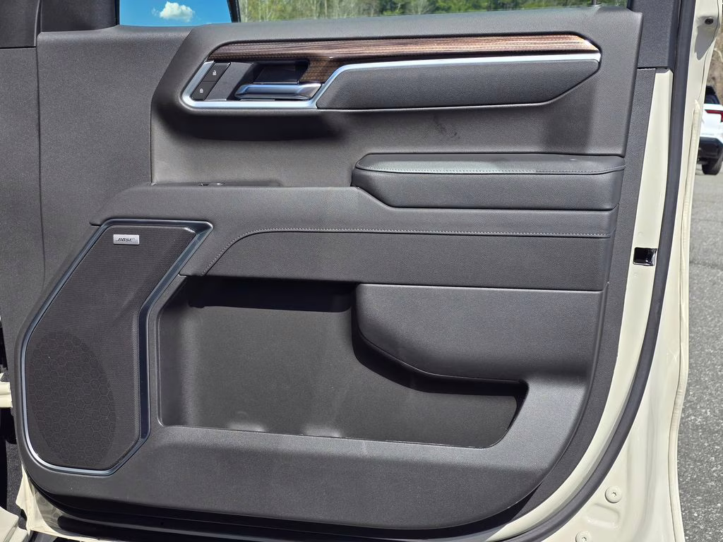 2026 White Sands Chevrolet Silverado 1500 RST 4X4 Truck